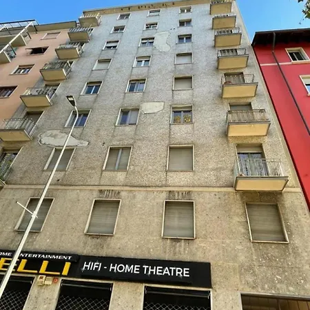 Milano Da Me - Ampio Appartamento Con 2 Camere Da Letto-2