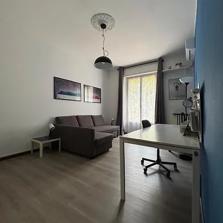 Milano Da Me - Ampio Appartamento Con 2 Camere Da Letto-3